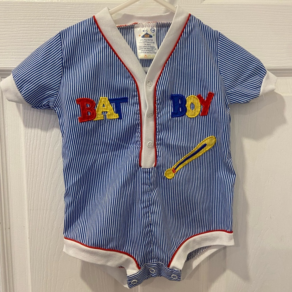 Adorable Vintage Baby 6-9 Month Baseball ⚾️ Blue Striped Snap up Onesie Romper